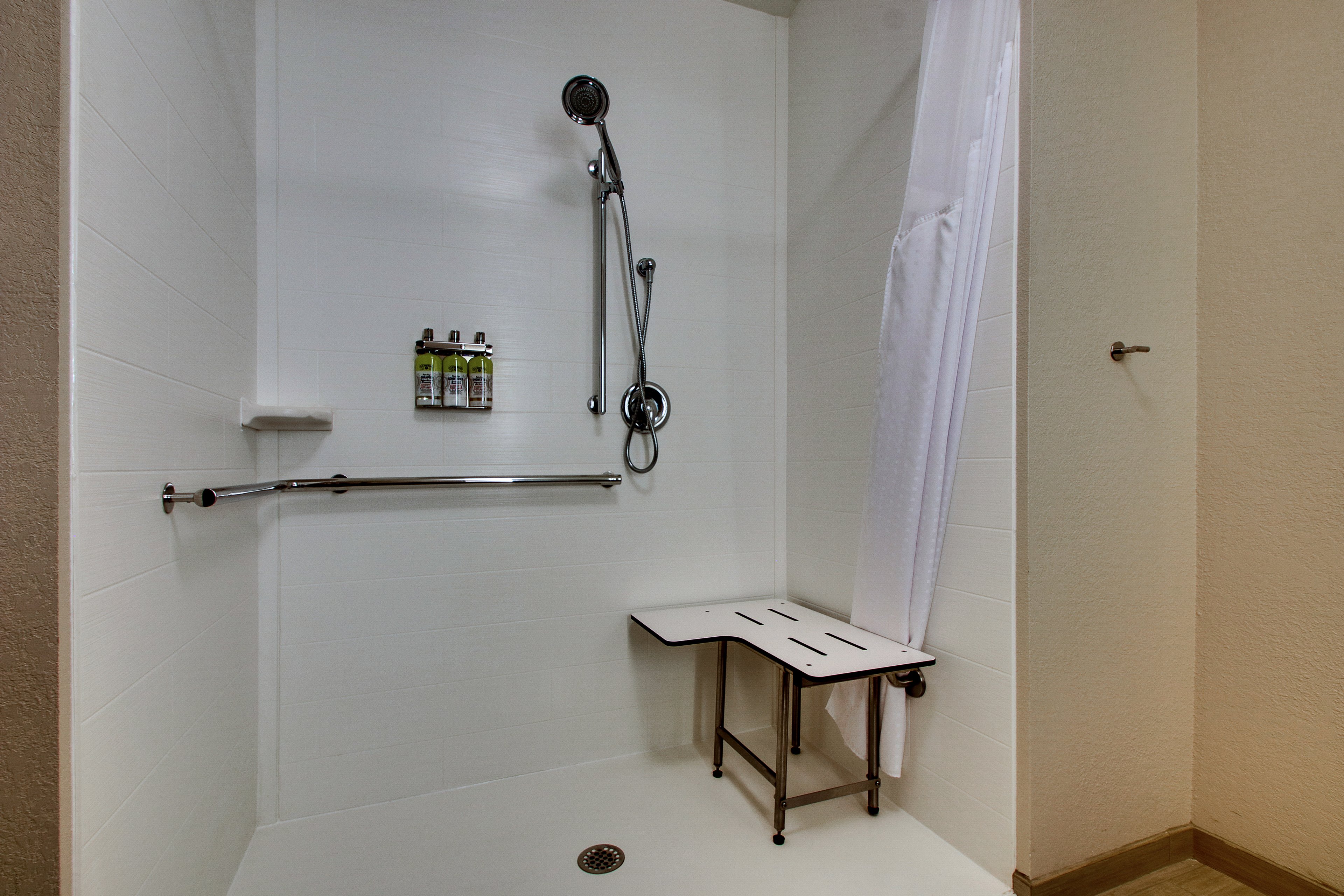 HOLIDAY INN EXP STES LANCASTER EAST-guestroom-Guest Bathroom.jpg