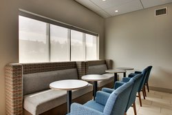  - Holiday Inn Express & Suites East Strasburg