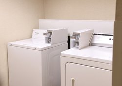  - Holiday Inn West Akron - I-77, Exit 137