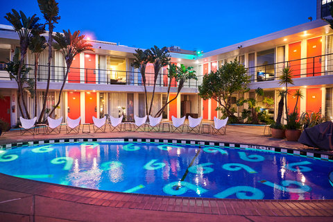 Phoenix Hotel Exteriors