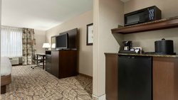  - Holiday Inn & Suites Williamsburg