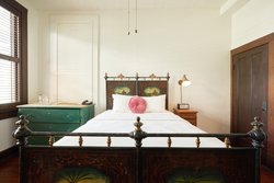  - Hotel Havana Riverwalk San Antonio