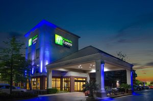 Holiday Inn Express & Suites West Mobile, AL - See Discounts