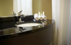  - Holiday Inn & Suites Montreal Airport Lachine