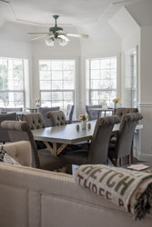  - Hounds Tooth Inn Oakhurst