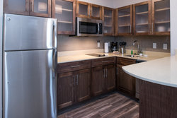  - Staybridge Suites Pecos - I-20, Exit 42