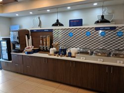  - Holiday Inn Express & Suites Concord - I-85, Exit 49