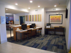  - Holiday Inn Express & Suites Airport Bethlehem