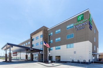 Holiday Inn Express & Suites Springfield