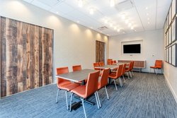  - Holiday Inn Express & Suites Springfield - I-44, Exit 80