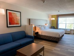  - Holiday Inn Express Northwest Lexington