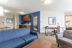  - Holiday Inn Express & Suites Scottsburg - I-65, Exit 29