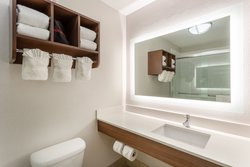  - Holiday Inn Express & Suites Scottsburg - I-65, Exit 29