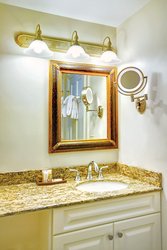  - Wyndham Bay Voyage Inn Jamestown