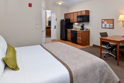  - Candlewood Suites Turlock - CA 99, Exit 215