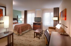  - Staybridge Suites Downtown Peoria - I-74, Exit 93