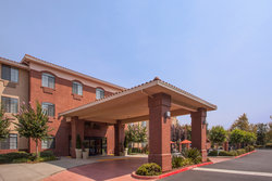  - Holiday Inn Express & Suites Davis - I-80, Exit 72