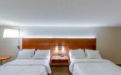  - Holiday Inn Express New Haven - US 27, Exit 19