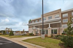  - Holiday Inn Express South Hill - I-85, Exit 15