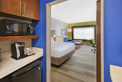  - Holiday Inn Express South Hill - I-85, Exit 15