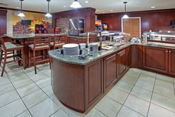  - Staybridge Suites Elkhart - I-80 & I-90, Exit 92