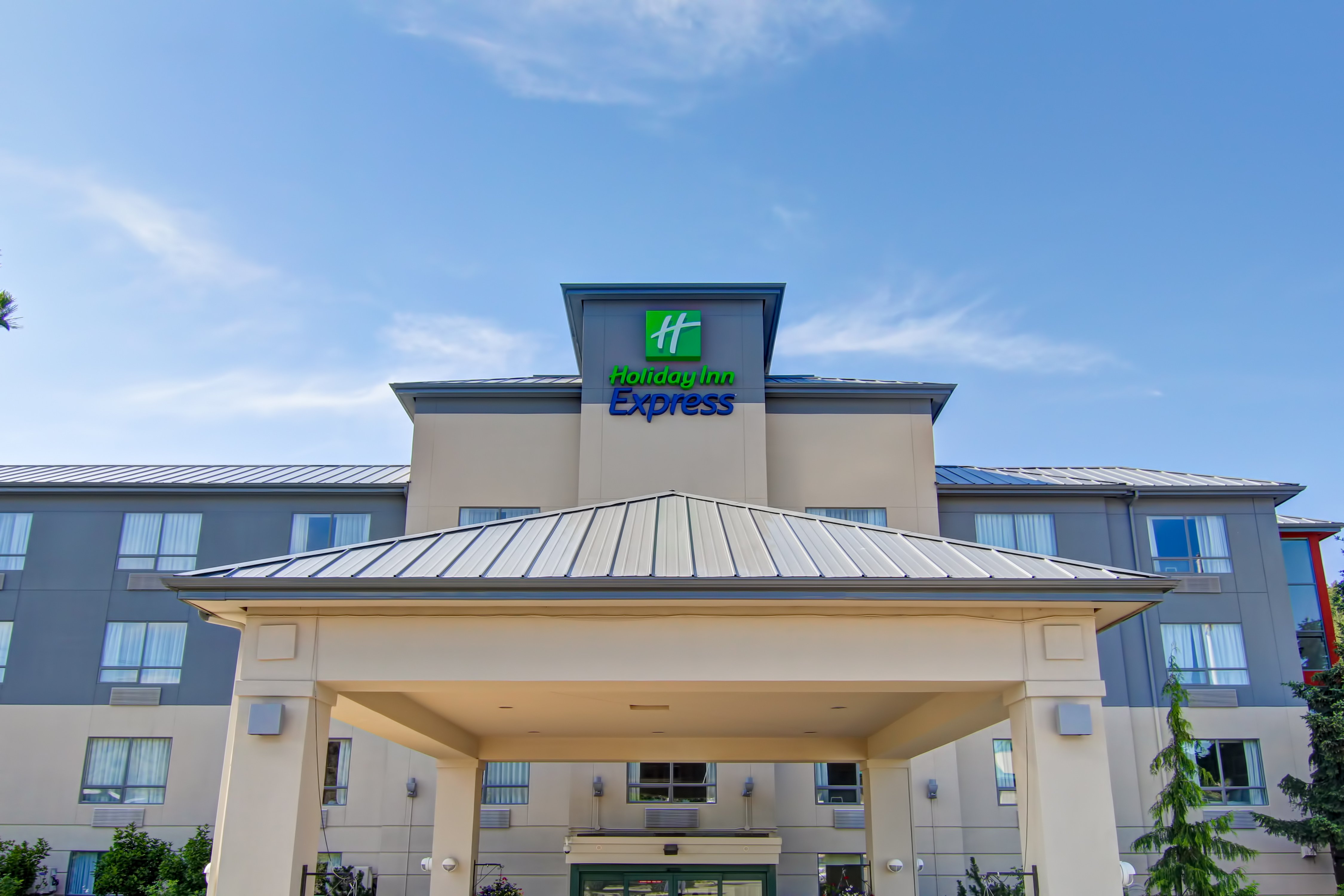 Welcome to the Holiday Inn Express Kamloops!