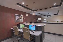  - Holiday Inn Express & Suites Four Points Austin