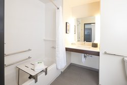  - Holiday Inn & Suites West Kalamazoo