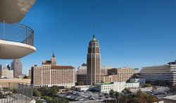  - Club Wyndham La Cascada Resort San Antonio - I-10 & I-35, Exit 155B