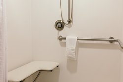  - Holiday Inn Express & Suites East Peoria - I-74, Exit 94