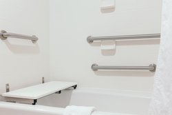  - Holiday Inn Express & Suites East Peoria - I-74, Exit 94