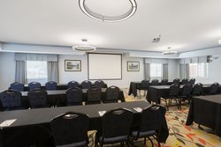  - Candlewood Suites Rogers - I-49, Exit 85