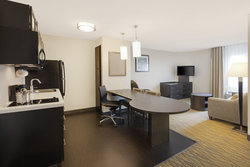  - Candlewood Suites Rogers - I-49, Exit 85