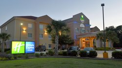  - Holiday Inn Express & Suites Zachary
