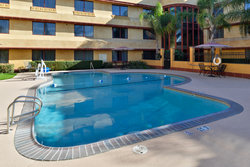  - Holiday Inn Rancho Cordova - US 50, Exit 18