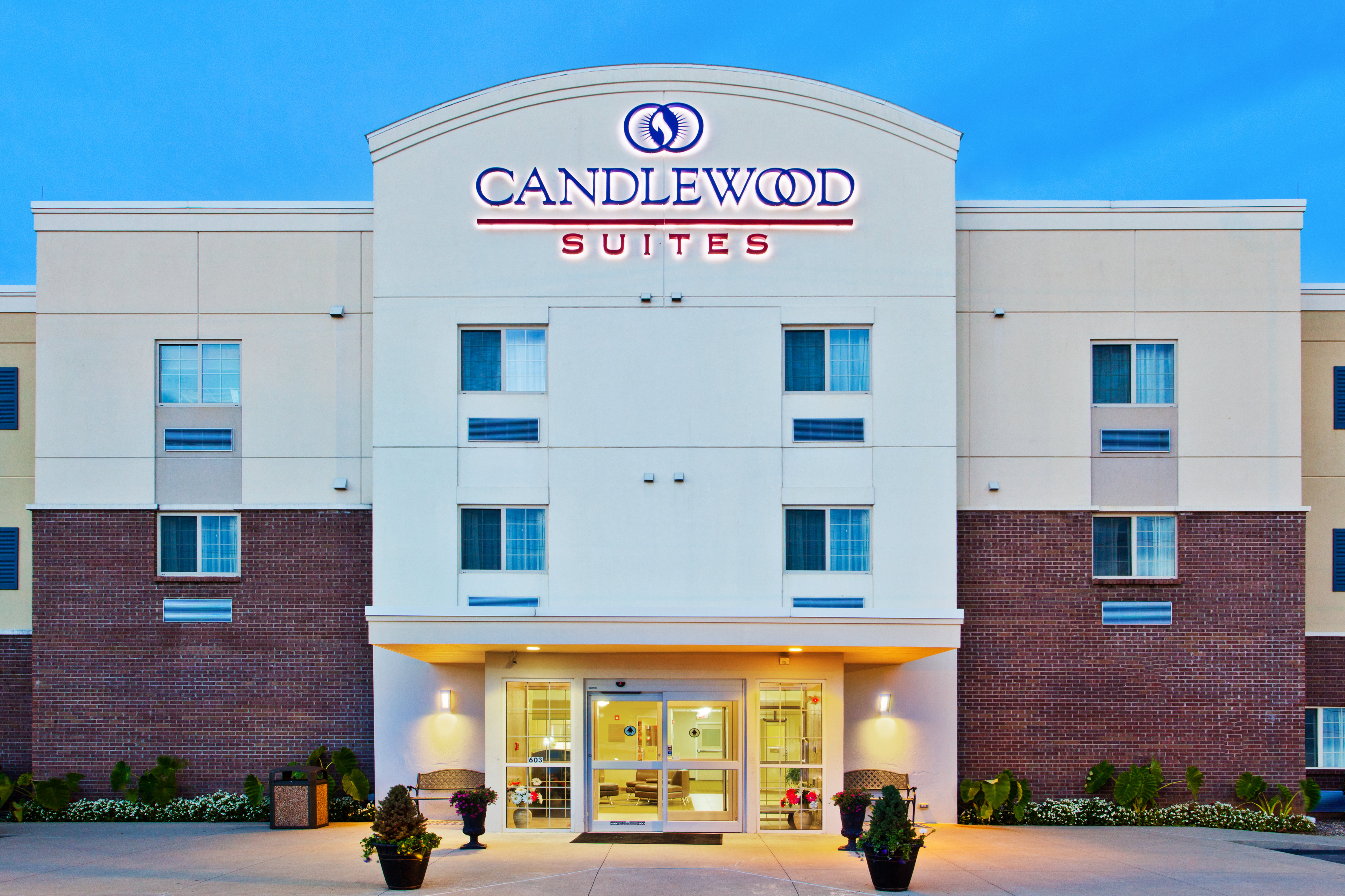 Welcome to Candlewood Suites Lexington, KY