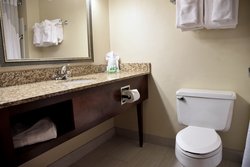  - Holiday Inn West Akron - I-77, Exit 137