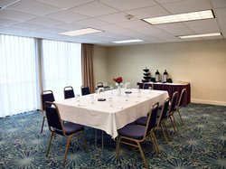 - Holiday Inn West Akron - I-77, Exit 137