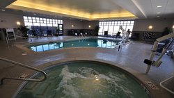  - Holiday Inn Express & Suites Belgrade - I-90, Exit 298