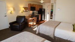  - Candlewood Suites Springfield - I-44, Exit 80