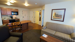  - Candlewood Suites Springfield - I-44, Exit 80