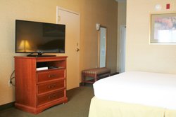  - Holiday Inn Express & Suites Drums - I-80, Exit 262