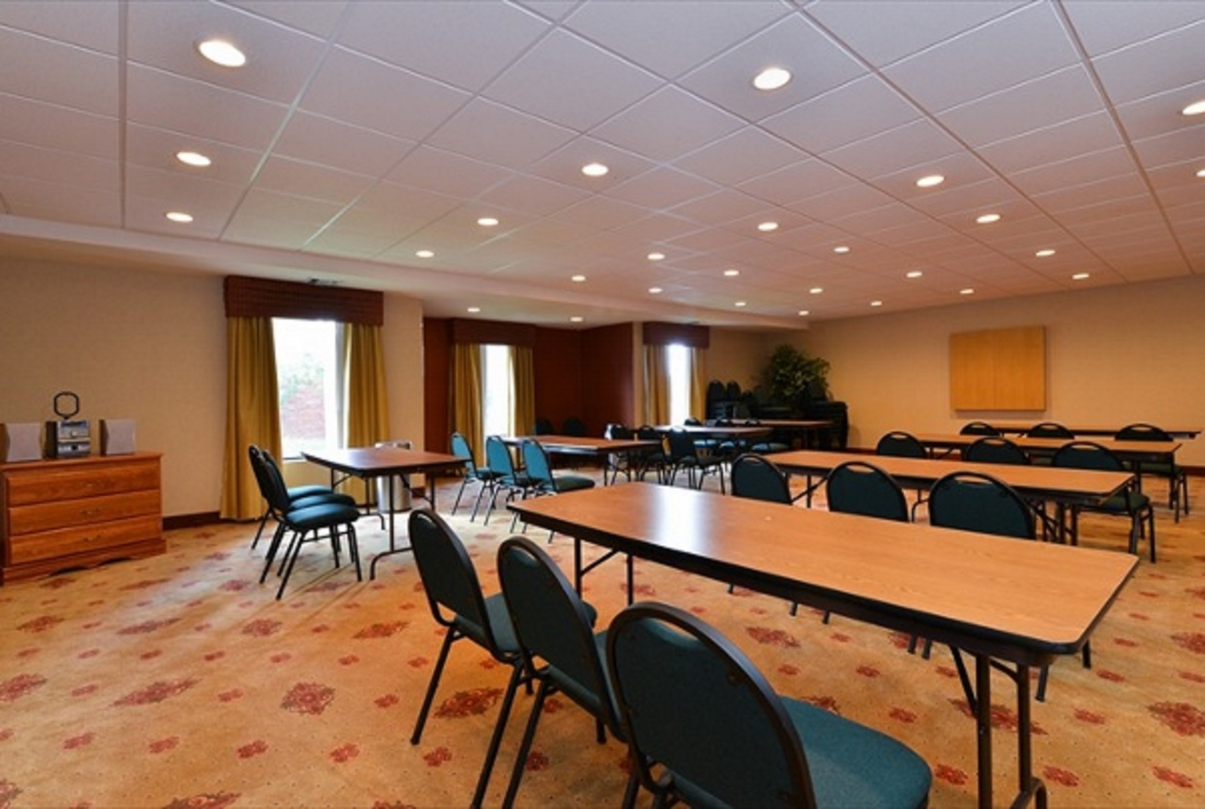 Our Meeting Room can accomodate up to 75 people.
