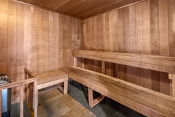  - Holiday Inn Express & Suites Bishop