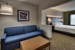  - Holiday Inn Express & Suites Waukegan