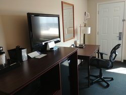  - Boarders Inn & Suites Broken Bow