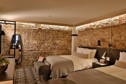  - Lora Hotel Stillwater