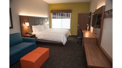  - Holiday Inn Express & Suites Norfolk