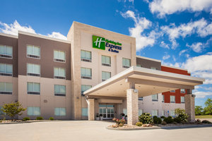 Holiday Inn Express & Suites West Litchfield, IL - See Discounts