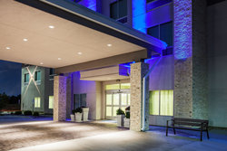  - Holiday Inn Express & Suites West Litchfield